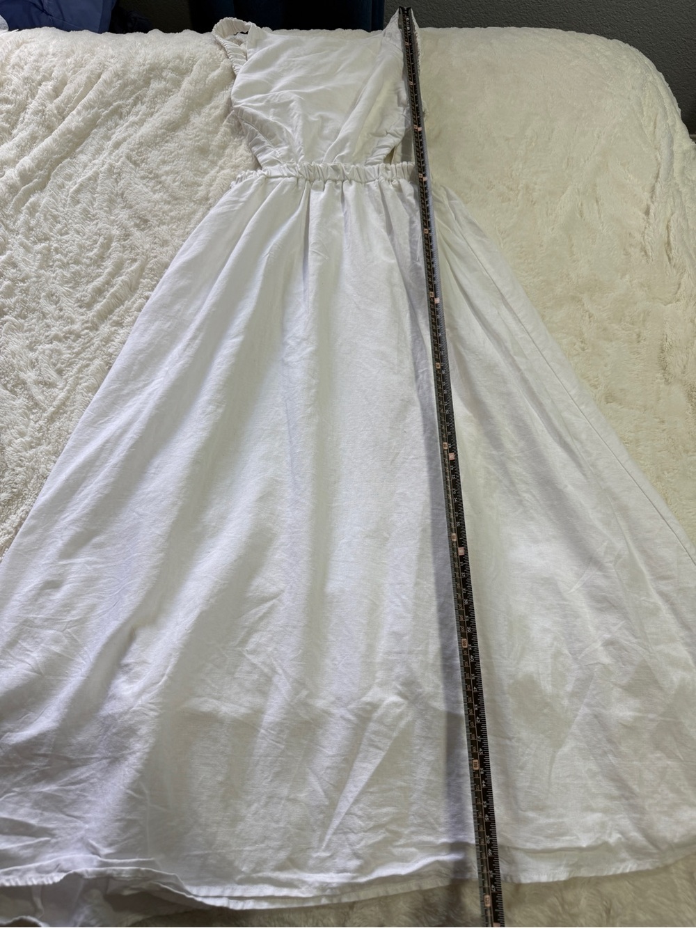 Petal + Pup Aubrey White Linen Blend Cutout Open Back Midi Dress 4 - Picture 6 of 9